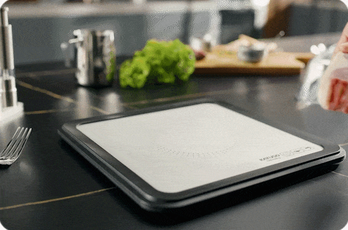 6.KAYUSO-Quick-Defrosting-Tray-Plasma-Lock-Freshness-Technology-min